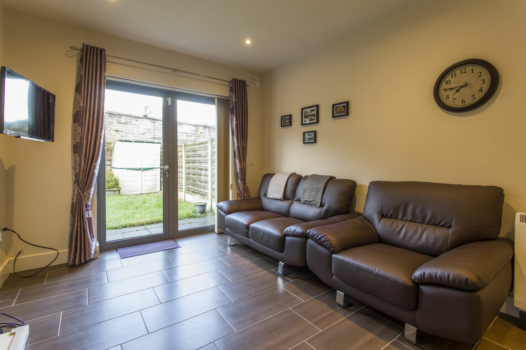 Ferienwohnung The Artane Self Catering Dublin Exterior foto
